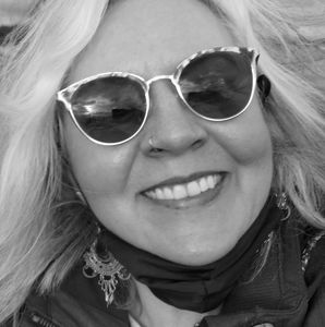 Meet your Posher, Anita